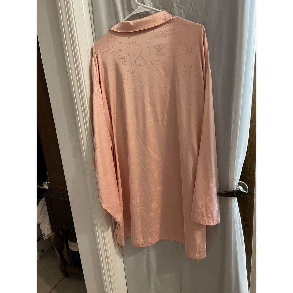 Savage X Fenti Pink Heavenly Satin Sleep Shirt Button Up Lace Up Sides Sz 2x - Picture 9 of 9